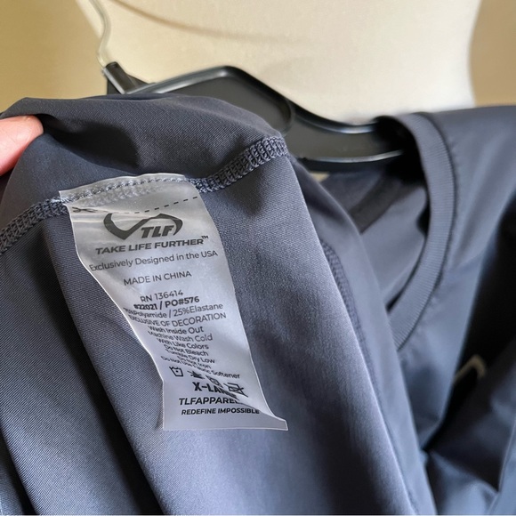 TLF Take Life Further Crewneck Long Sleeve Pullover Reflective Stripe Size XL - Picture 5 of 5